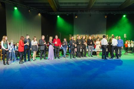 Božično novoletni koncert – v sliki 93